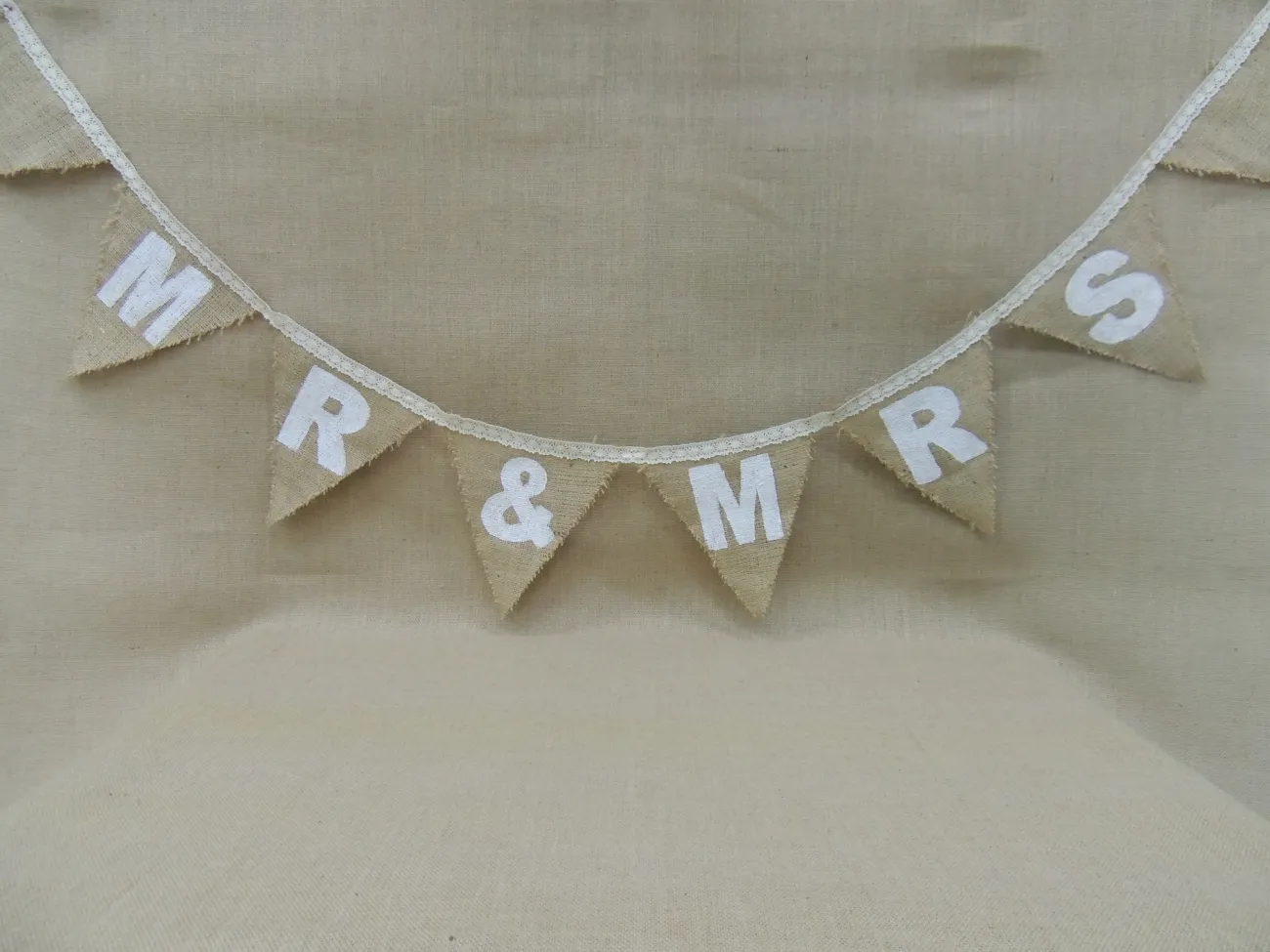 Mr&Mrs girland