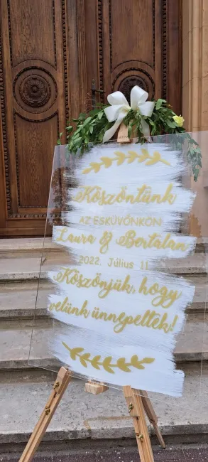 Kalligrafikus plexi táblák