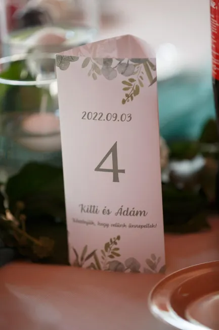 Kitti és Ádám