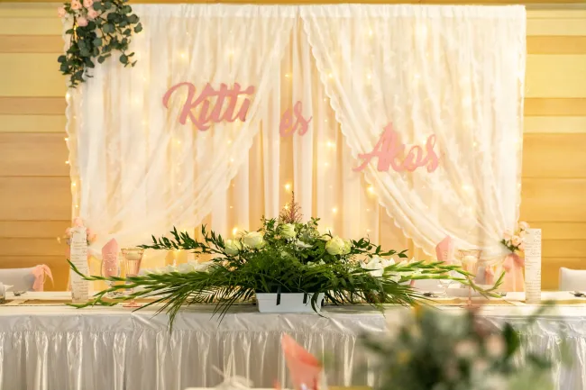 Kitti és Ákos