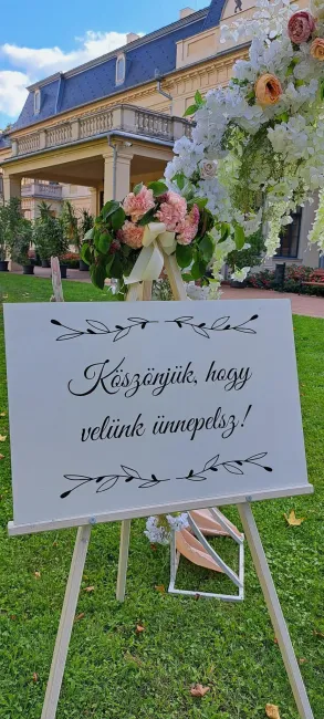 Táblák esküvőre