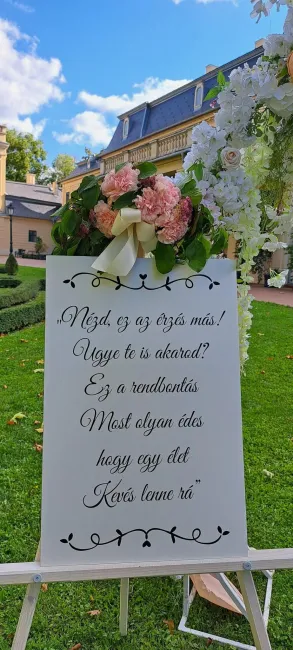 Táblák esküvőre
