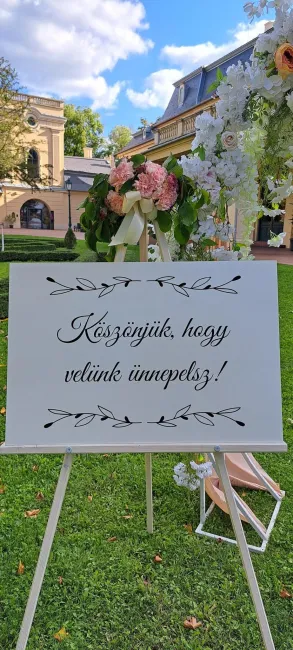 Köszöntő tábla